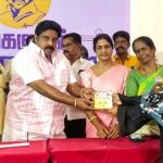 ஸ்ரீரங்கம் தொகுதியில் நடைபெற்ற உங்களுடன் ஸ்டாலின் திட்ட முகாமில் பயனாளிக்கு பயிர் விதைகளை எம்எல்ஏ பழனியாண்டி வழங்கினார்:-