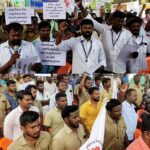 கேங்மேன் பணியாளர்களை கள உதவியாளர் பதவி மாற்றம் செய்யக்கோரி திருச்சியில் மின்வாரிய கேங்மேன் மற்றும் பணியாளர்கள் சங்கத்தினர் ஆர்ப்பாட்டம்:-