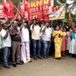 8-வது சம்பள கமிஷன் கமிட்டியை காலதாமதம் இன்றி அமைக்க வலியுறுத்தி.  எஸ்.ஆர் எம் யூ துணை பொதுச் செயலாளர் வீரசேகரன் தலைமையில்  ஆர்ப்பாட்டம்:-