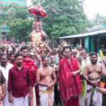 திருச்சி குழுமணி அருள்மிகு ஐயமங்கள ஸ்ரீ மஹா ப்ரத்யங்கிரா தேவி கோயில் மஹா கும்பாபிஷேக விழாவை முன்னிட்டு தீர்த்த குடத்தை ஊர்வலமாக கொண்டு வந்த பக்தர்கள்:-*