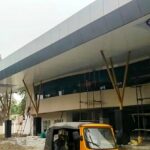 ஸ்ரீரங்கம் புதிய  பேருந்து நிலையமா – வணிக வளாகமா ?  திறப்பதற்கு எதிர்ப்பு தெரிவித்து சமூக ஆர்வலர்கள் போர்க்கொடி:-