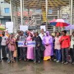 பெரியார் சிலையிடம் கோரிக்கை மனு கொடுத்து பார்வையற்றோர் சங்கங்களின் கூட்டு நடவடிக்கை குழு சார்பில் ஆர்ப்பாட்டம்:-