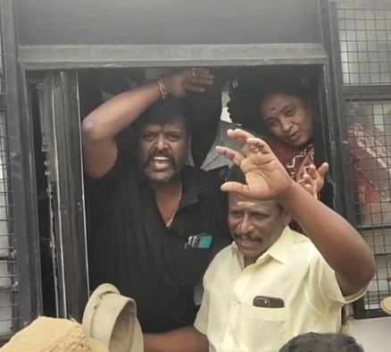 தமிழக அரசை கண்டித்து திருச்சியில் மறியல் போராட்டத்தில் ஈடுபட முயன்ற இந்து முன்னணியினர் மற்றும் பாஜகவினரை போலீசார் கைது செய்தால் பரபரப்பு:-